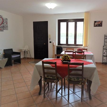 Amo' Le Langhe Bed & Breakfast Narzole Bagian luar foto