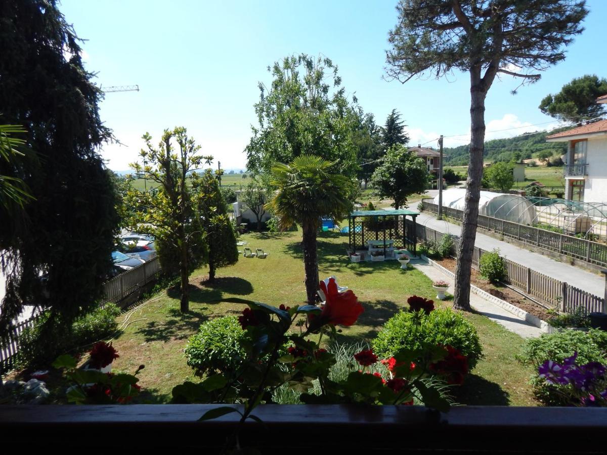 Amo' Le Langhe Bed & Breakfast Narzole Bagian luar foto