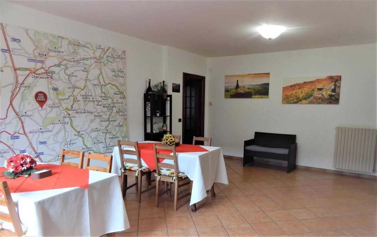 Amo' Le Langhe Bed & Breakfast Narzole Bagian luar foto